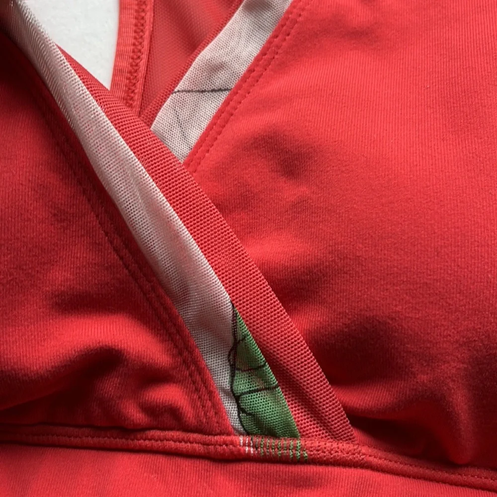 Lululemon Not So Deep V Bra - Picture 8 of 11